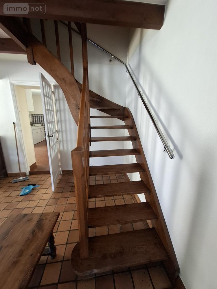 Immeuble a vendre Saintes 17100 Charente-Maritime 174 m2  251808 euros