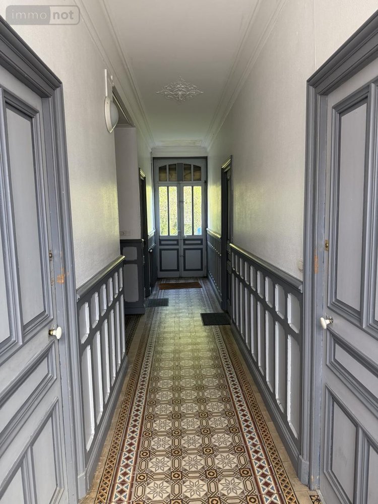 Immeuble a vendre Corbie 80800 Somme 159 m2  364000 euros
