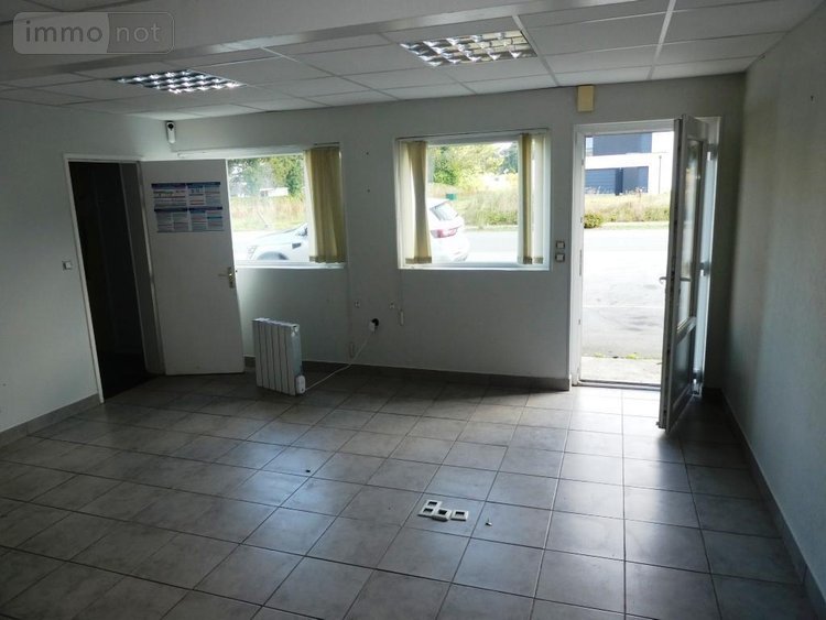 Fonds et murs commerciaux a vendre Lignol 56160 Morbihan 260 m2  69180 euros