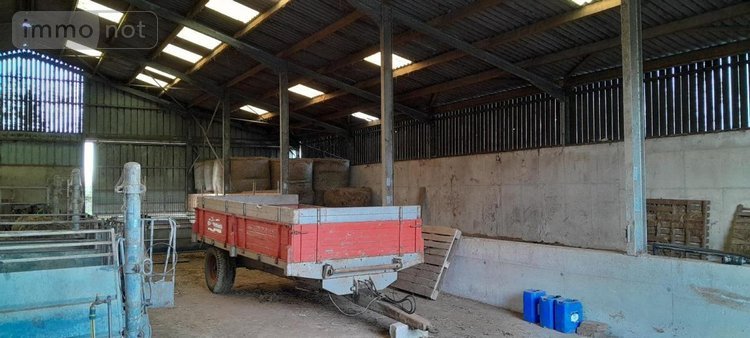 Fonds et murs commerciaux a vendre Saint-Servais 29400 Finistère 1 m2  179350 euros
