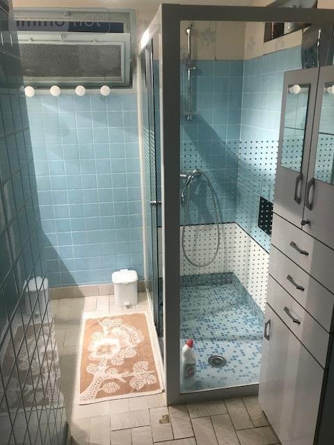 Maison a vendre Saintes 17100 Charente-Maritime 132 m2 5 pièces 246280 euros