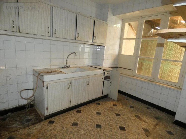 Maison a vendre Pleyben 29190 Finistère 297 m2 17 pièces 208400 euros