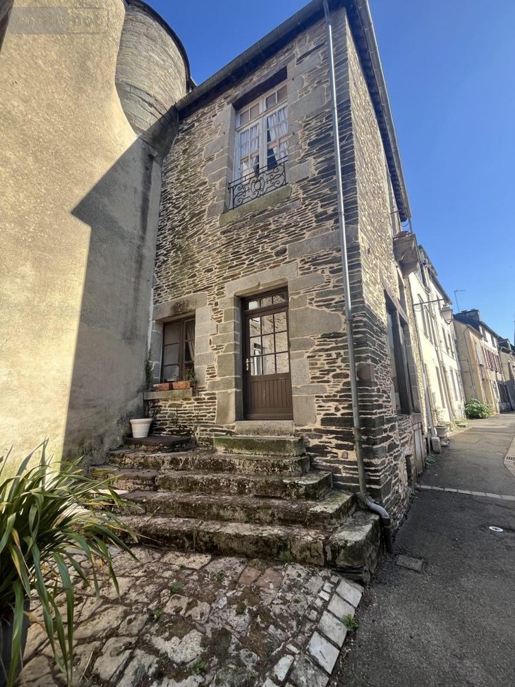 Maison a vendre Ploërmel 56800 Morbihan 217 m2 8 pièces 187620 euros