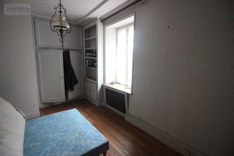 Immeuble a vendre Rostrenen 22110 Côtes-d'Armor 230 m2  95160 euros