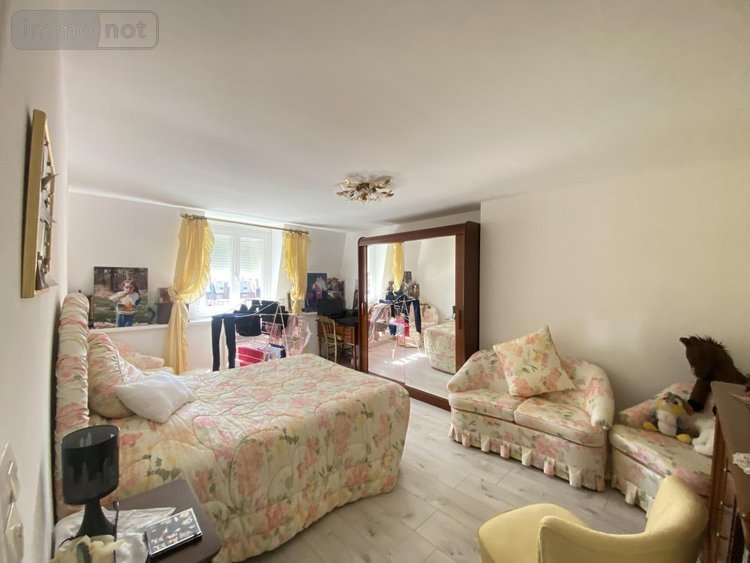 Immeuble a vendre Cambrai 59400 Nord 151 m2  324880 euros