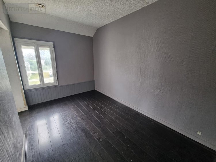 Immeuble a vendre Amilly 45200 Loiret 251 m2  159000 euros