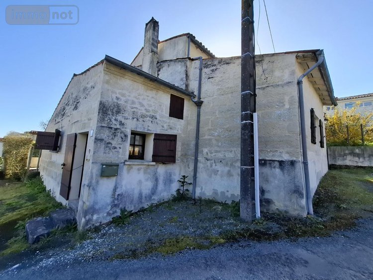 Maison a vendre Saintes 17100 Charente-Maritime 90 m2 3 pièces 157380 euros