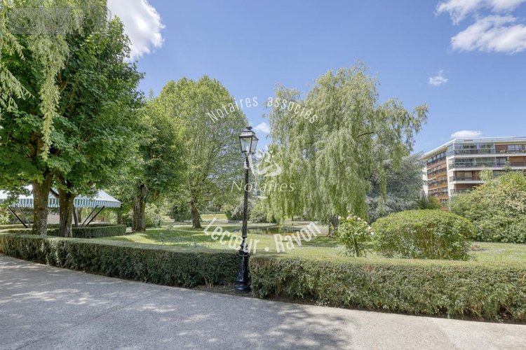 Appartement a vendre Le Chesnay-Rocquencourt 78150 Yvelines 74 m2 4 pièces 299500 euros