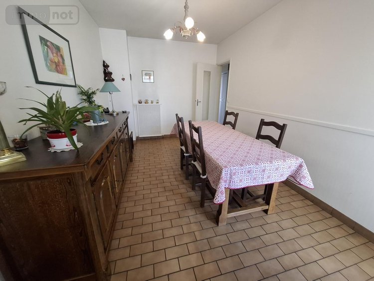 Maison a vendre Saintes 17100 Charente-Maritime 147 m2 8 pièces 374000 euros