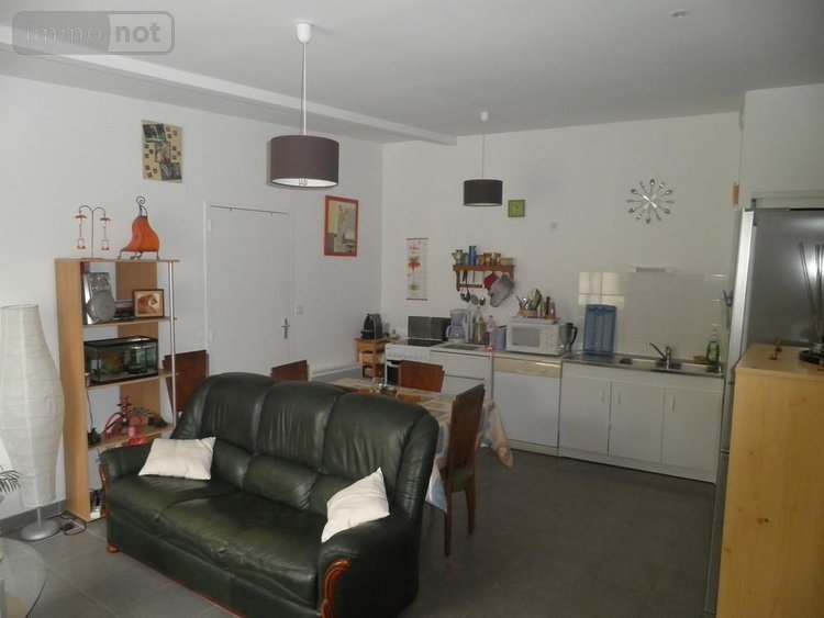 Immeuble a vendre Longuenée-en-Anjou 49770 Maine-et-Loire 397 m2  681200 euros