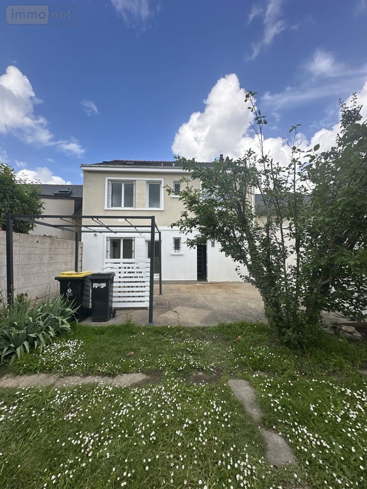 Location maison Angers 49000 Maine-et-Loire 99 m2 4 pièces 1600 euros