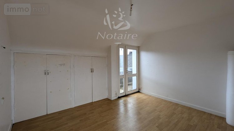 Fonds et murs commerciaux a vendre Saint-Pol-de-Léon 29250 Finistère 286 m2  261500 euros