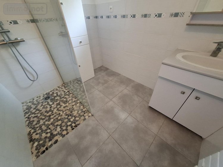 Immeuble a vendre Saintes 17100 Charente-Maritime 174 m2  251808 euros