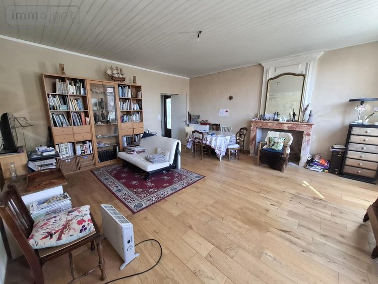 Maison a vendre Préguillac 17460 Charente-Maritime 157 m2 6 pièces 167872 euros