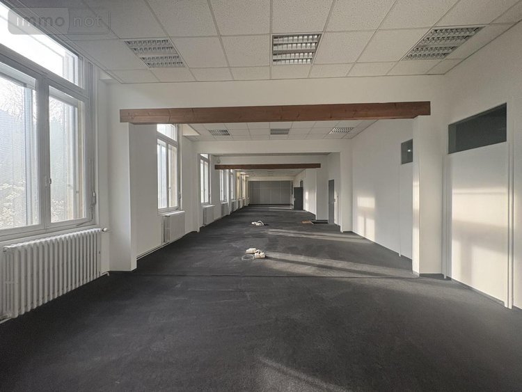 Immeuble a vendre Soissons 02200 Aisne 1900 m2  650000 euros