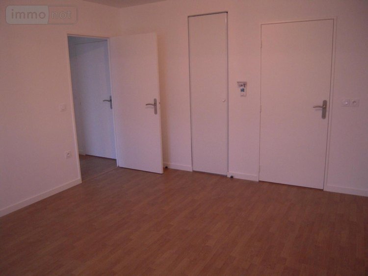 Location appartement Angers 49000 Maine-et-Loire 64 m2  800 euros