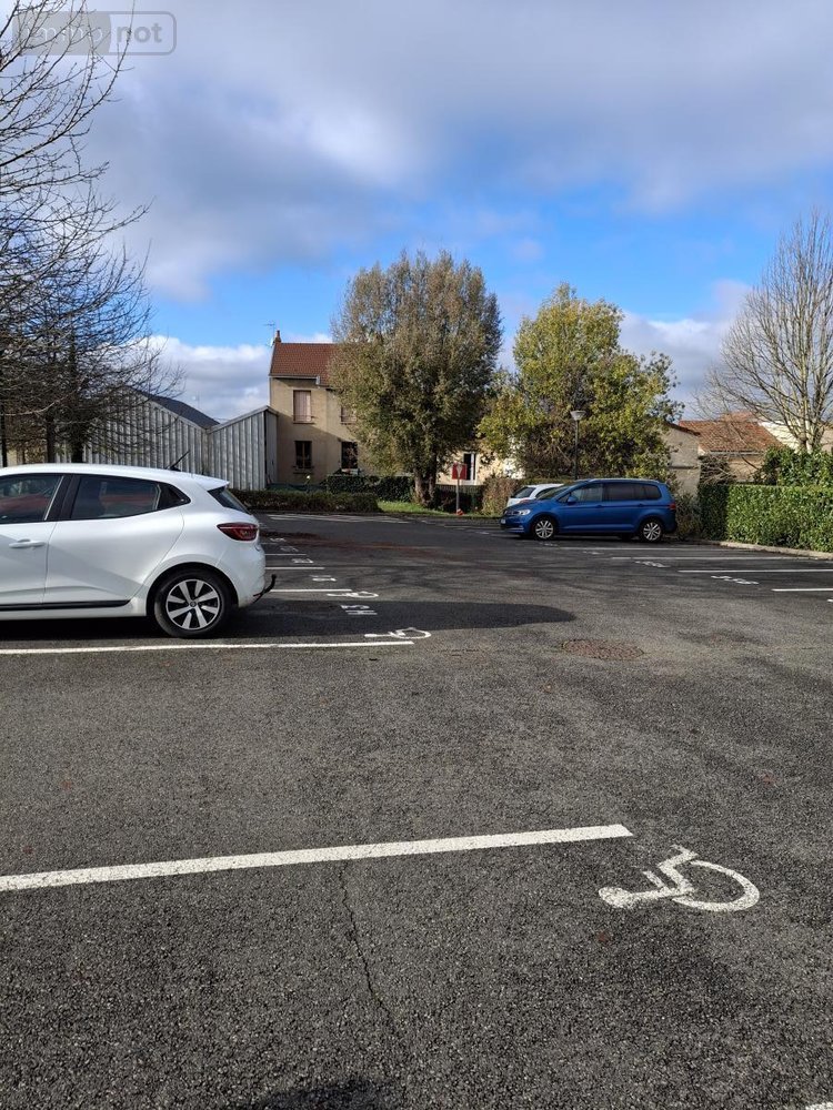 Location appartement Cusset 03300 Allier 45 m2 2 pièces 550 euros