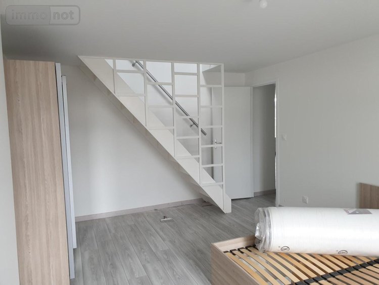 Location appartement Pont-à-Vendin 62880 Pas-de-Calais 85 m2 5 pièces 820 euros