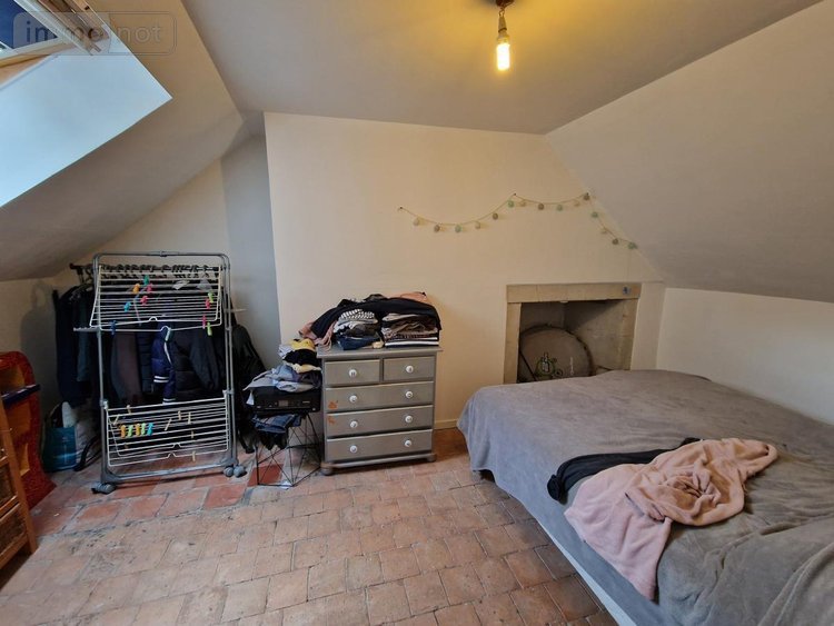 Immeuble a vendre Loire-Authion 49250 Maine-et-Loire 271 m2  438540 euros