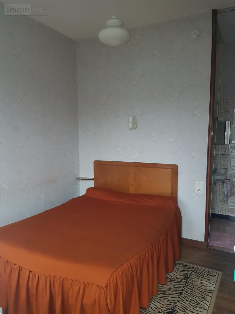 Fonds et murs commerciaux a vendre Val-d'Oust 56460 Morbihan 350 m2  228580 euros