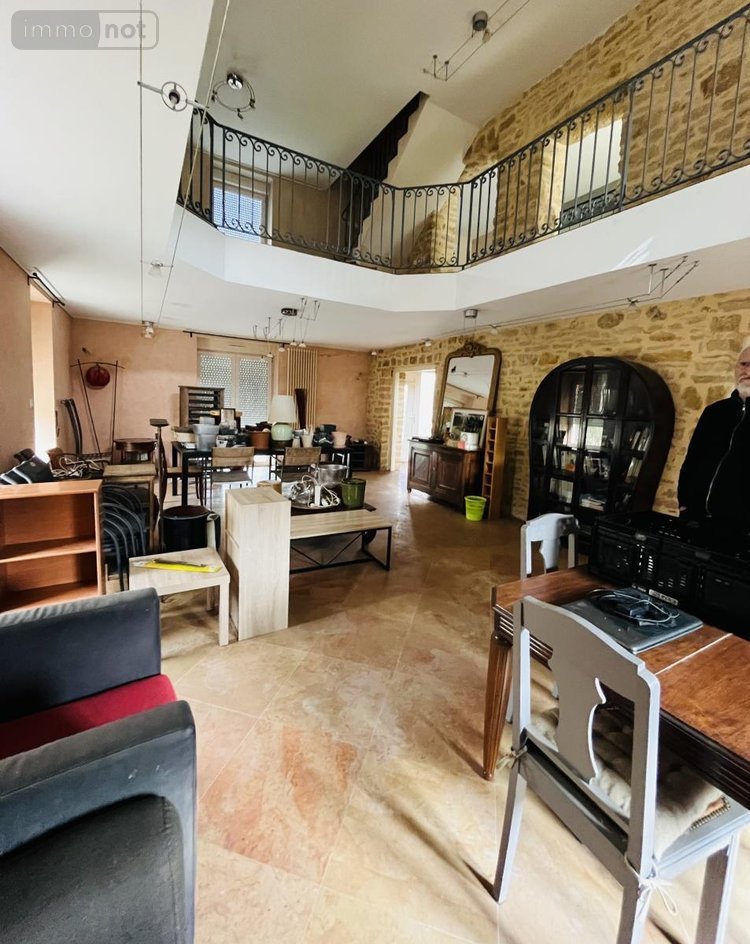 Immeuble a vendre Champvans 39100 Jura 452 m2  280000 euros