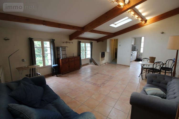 Maison a vendre Saintes 17100 Charente-Maritime 199 m2 5 pièces 262300 euros