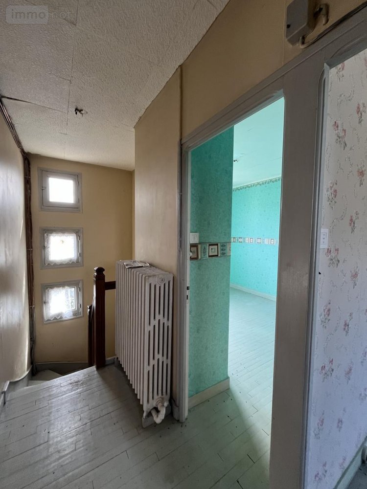 Maison a vendre Neau 53150 Mayenne 102 m2  73780 euros
