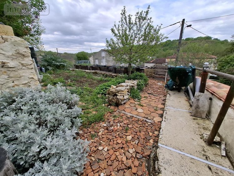 Maison a vendre Saint-Césaire 17770 Charente-Maritime 69 m2 3 pièces 173118 euros