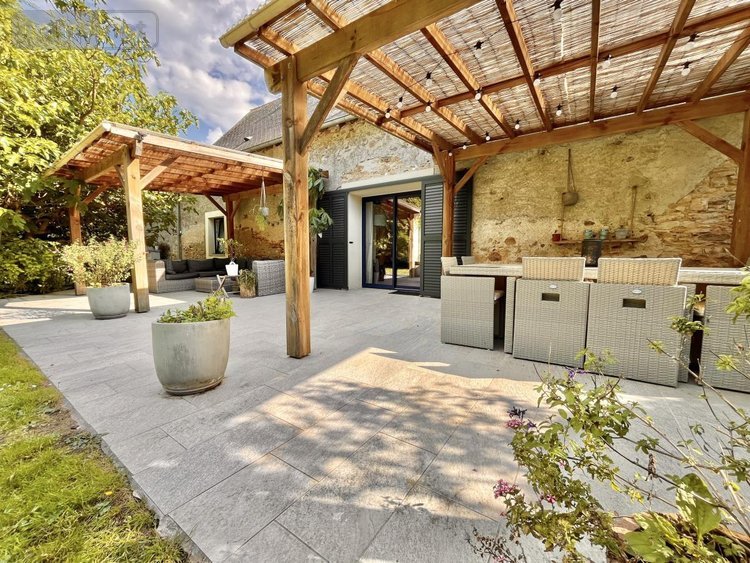 Maison a vendre Le Lion-d'Angers 49220 Maine-et-Loire 186 m2 7 pièces 749840 euros