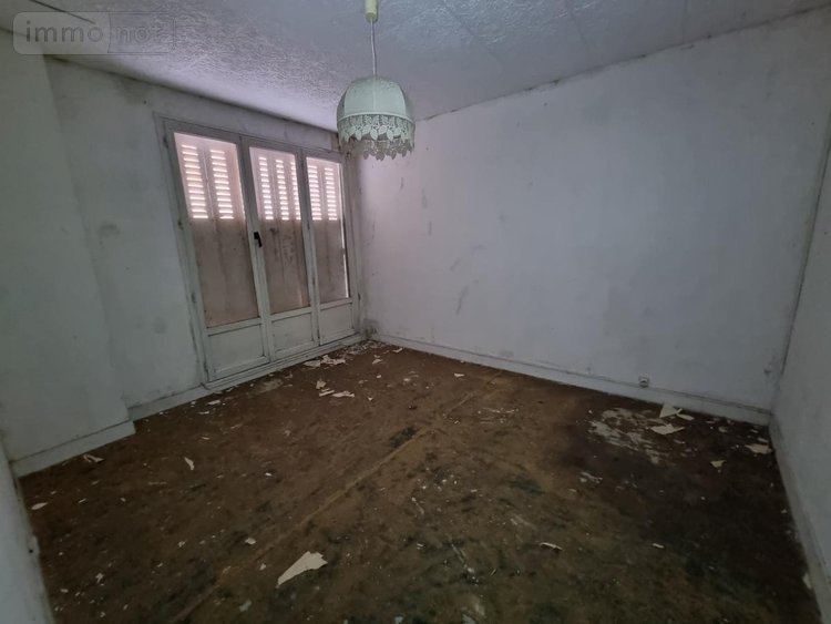 Immeuble a vendre Amilly 45200 Loiret 251 m2  159000 euros