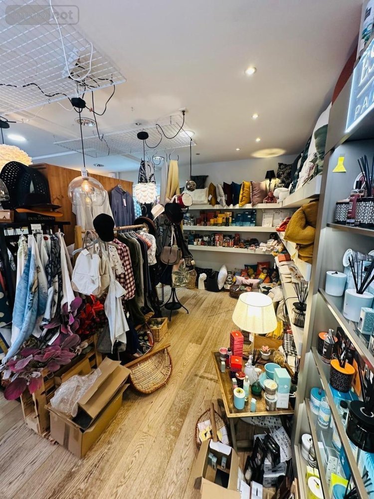 Fonds et murs commerciaux a vendre Barneville-Carteret 50270 Manche 50 m2  53000 euros