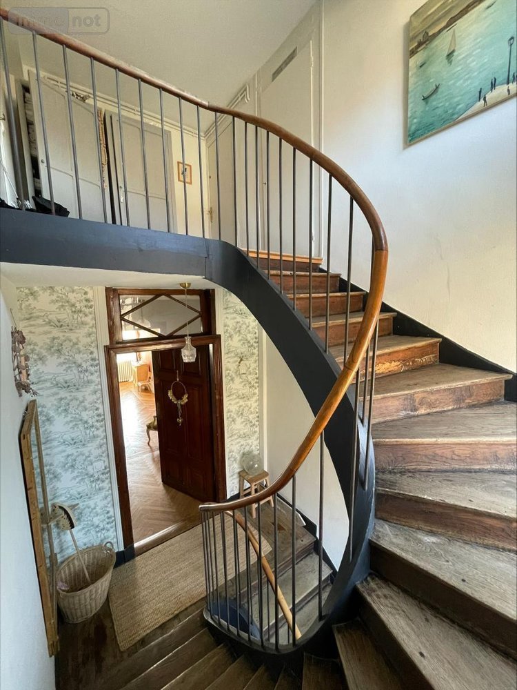 Maison a vendre Bourg-en-Bresse 01000 Ain 420 m2  450000 euros