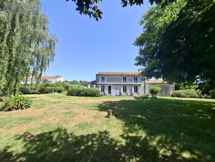 Maison a vendre Corme-Royal 17600 Charente-Maritime 112 m2 5 pièces 199348 euros