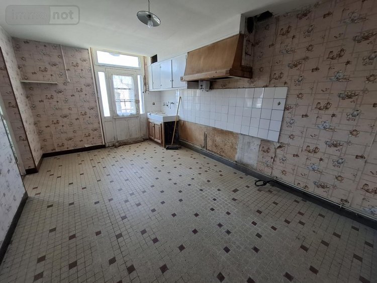 Maison a vendre Chaniers 17610 Charente-Maritime 96 m2 5 pièces 80000 euros