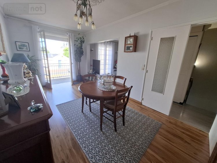 Maison a vendre Saintes 17100 Charente-Maritime 147 m2 8 pièces 374000 euros