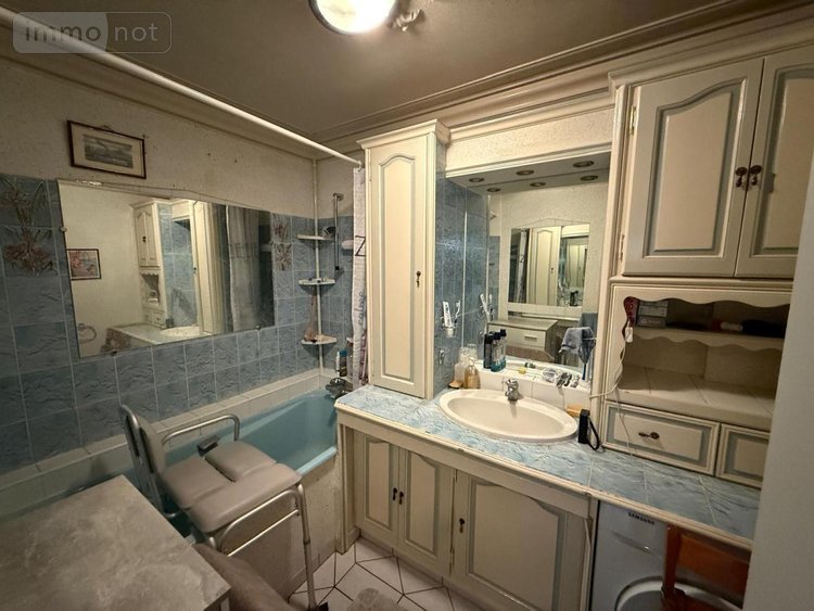 Appartement a vendre Tours 37000 Indre-et-Loire 68 m2 3 pièces 126000 euros