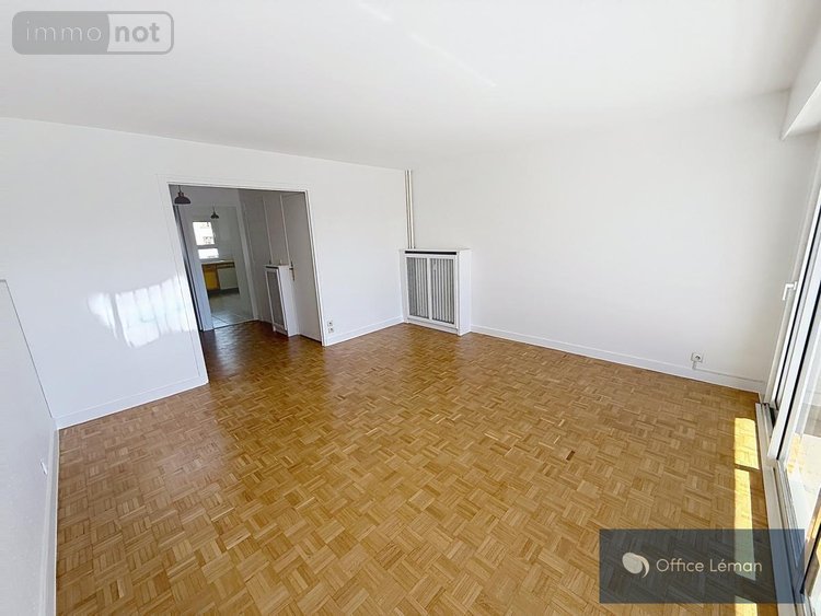 Appartement a vendre Divonne-les-Bains 01220 Ain 66 m2 4 pièces 335000 euros