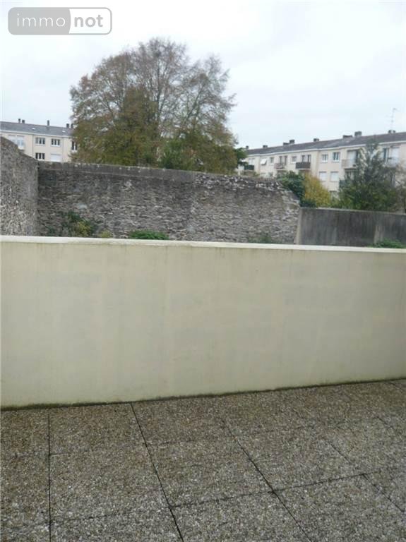 Location appartement Laval 53000 Mayenne 29 m2 2 pièces 390 euros