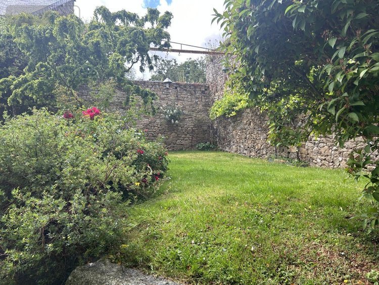 Maison a vendre Guingamp 22200 Côtes-d'Armor 225 m2 10 pièces 249888 euros