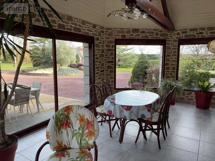 Maison a vendre Soulgé-sur-Ouette 53210 Mayenne 260 m2 8 pièces 468000 euros