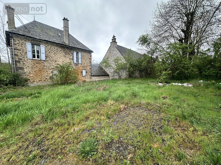 Maison a vendre Les Ternes 15100 Cantal 100 m2  68900 euros