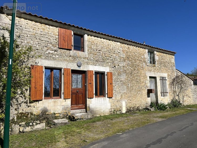 Maison a vendre Lairoux 85400 Vendée 227 m2 9 pièces 350240 euros