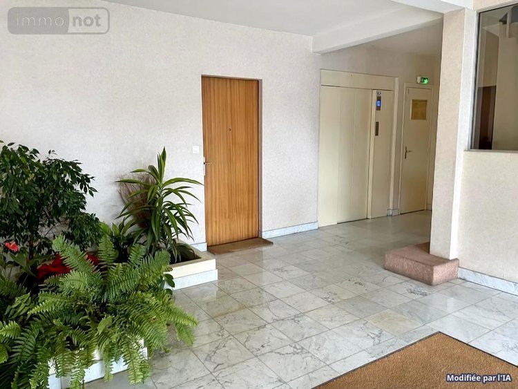 Appartement a vendre Châlons-en-Champagne 51000 Marne 108 m2 5 pièces 221280 euros