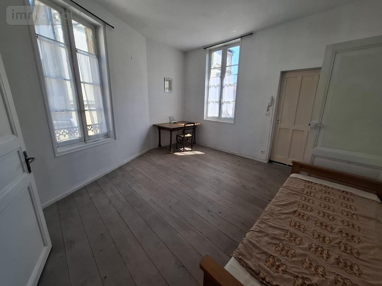 Maison a vendre Saintes 17100 Charente-Maritime 350 m2 13 pièces 988000 euros