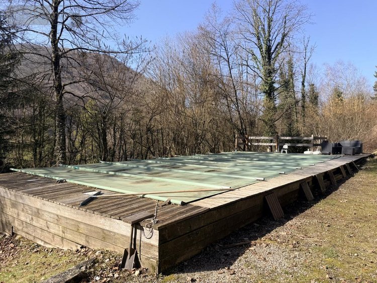 Maison a vendre Valserhône 01200 Ain 217 m2 6 pièces 395000 euros