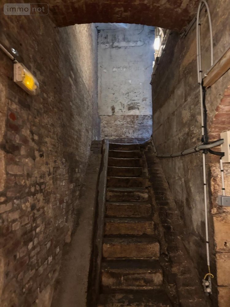 Fonds et murs commerciaux a vendre Rouen 76000 Seine-Maritime 159 m2  219900 euros