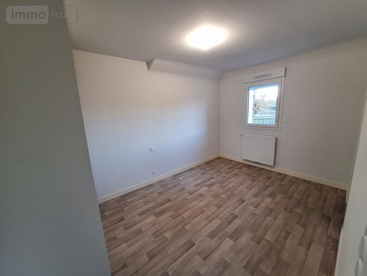 Location maison Miniac-Morvan 35540 Ille-et-Vilaine 103 m2  1240 euros