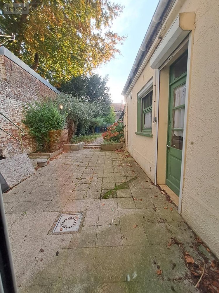Immeuble a vendre Ardres 62610 Pas-de-Calais 302 m2  364100 euros