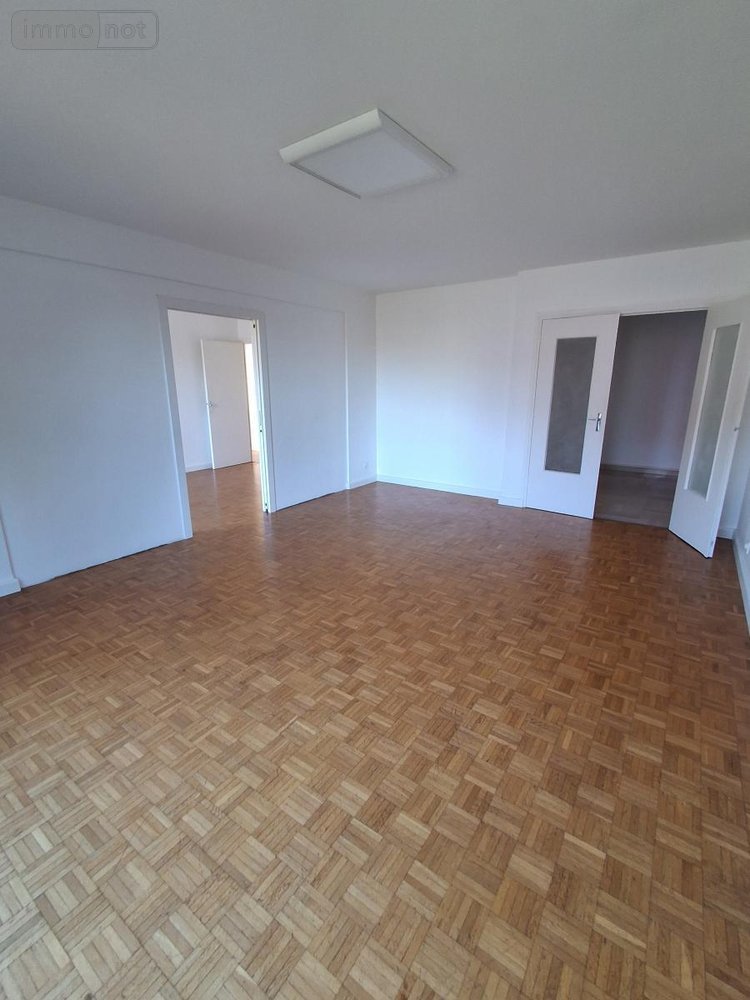 Location appartement Bourg-en-Bresse 01000 Ain 99 m2  1145 euros