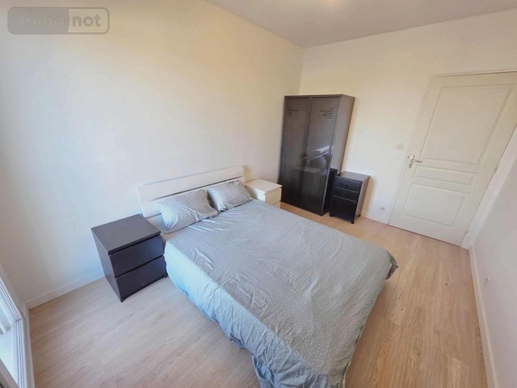 Location appartement Saint-Julien-les-Villas 10800 Aube 41 m2 2 pièces 560 euros